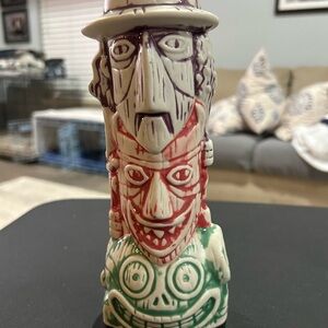 Trader Sam’s Mondo Teekis NBC